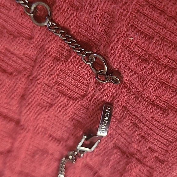 Givenchy necklace and bracelet - Picture 3 of 6